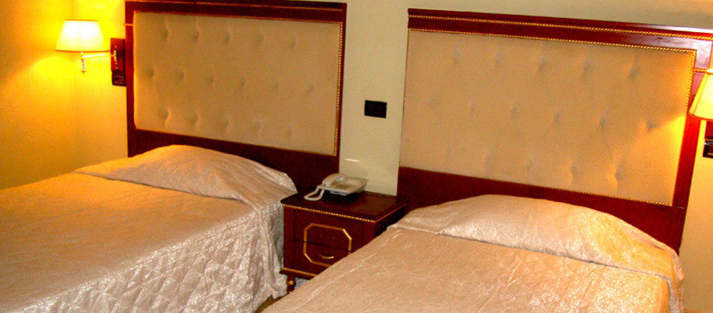 Palace Hotel Wagadugu Zewnętrze zdjęcie