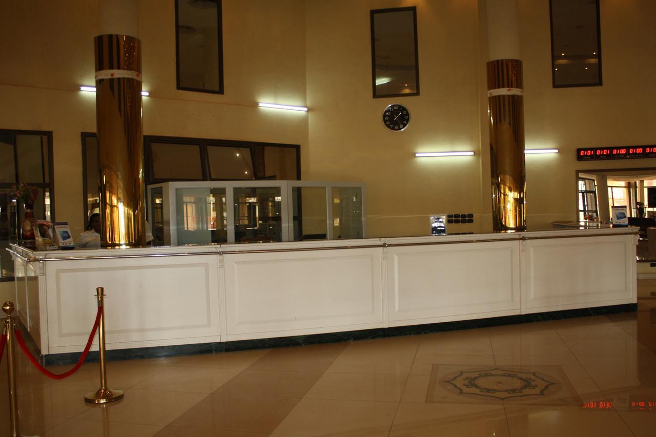 Palace Hotel Wagadugu Zewnętrze zdjęcie
